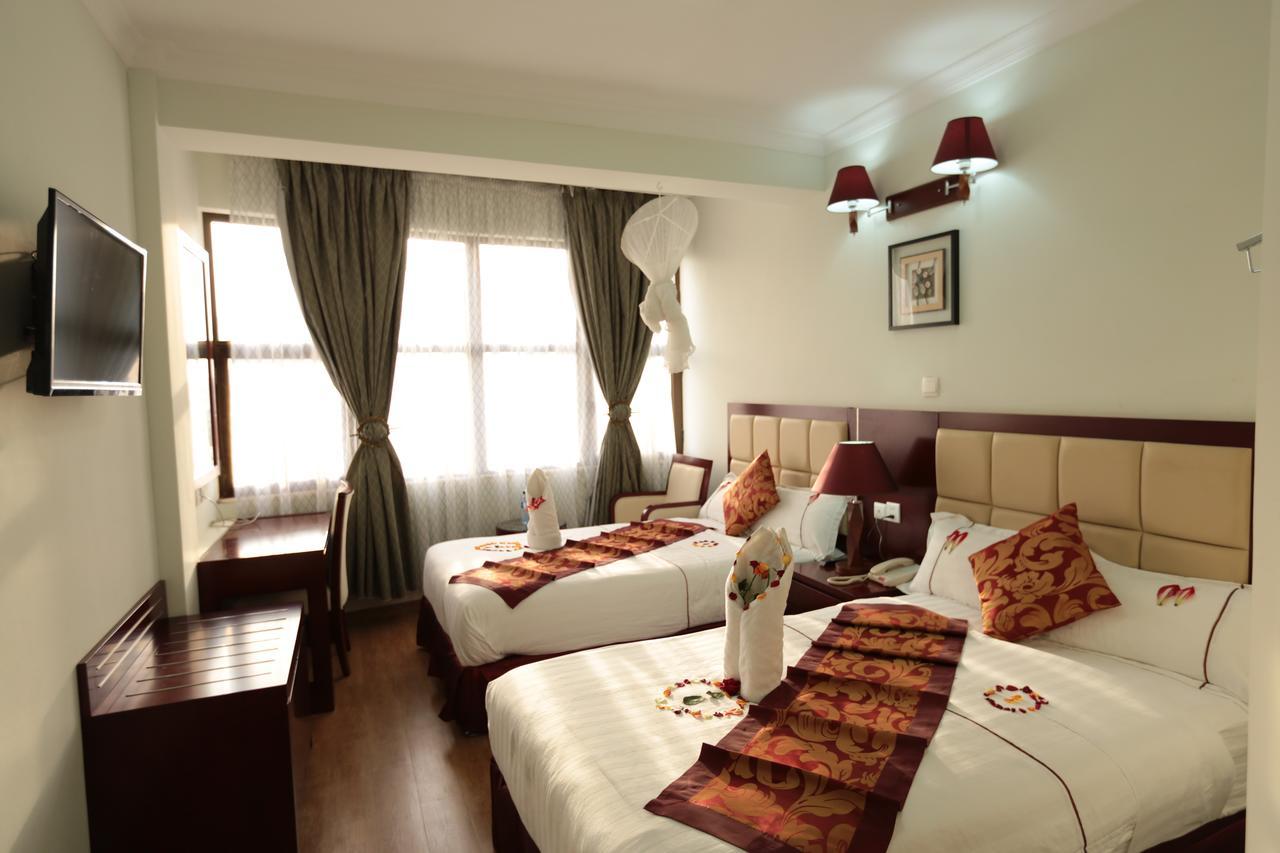 Rahnile Hotel Bahir Dar Exterior foto