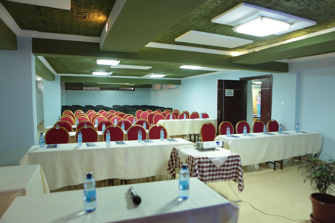 Rahnile Hotel Bahir Dar Exterior foto
